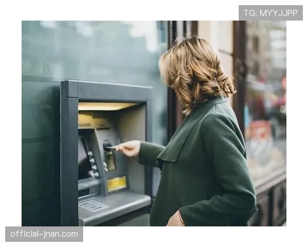 孙准浩今天中午点的外卖都比我这个月工资高吧？